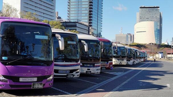 観光バス 観光バス,駐車場,晴れの写真素材