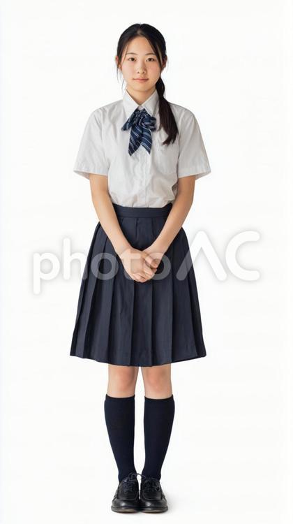 学生服を着た女の子の全身ショット 女の子,人物,ポートレートの写真素材