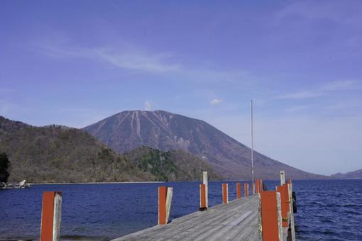 湖の桟橋 湖の桟橋の写真