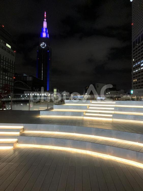 夜の公園とオブジェ 夜景,海,都会の写真素材