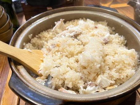 鯛めし 鯛めし 鯛めし,炊き込みご飯,土鍋の写真素材