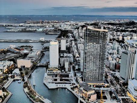 横浜のビル群 横浜のビル群 ビル群,町並み,ビルの写真素材