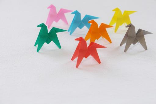 折り紙の馬の写真