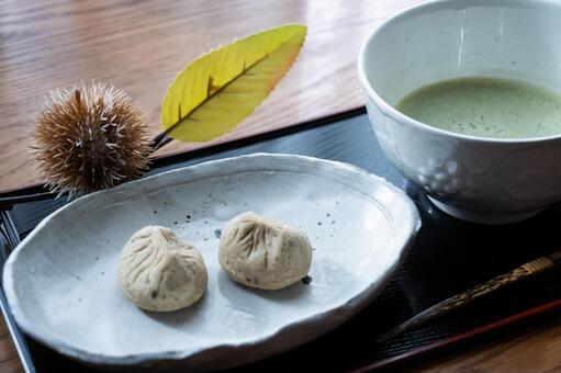 秋　和栗のスイーツとお抹茶でティータイム 秋,栗,和スイーツの写真素材