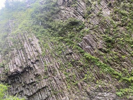 雨の日の清津峡渓谷 雨の日の清津峡渓谷の写真