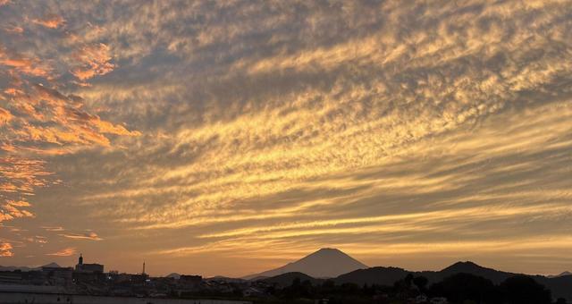 雲と富士山 雲と富士山 空,自然,夕焼けの写真素材