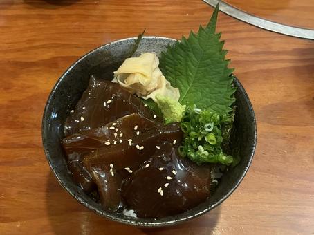 マグロ漬け丼 マグロ漬け丼の写真