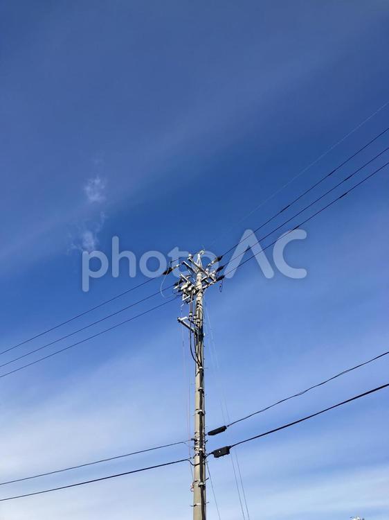 電信柱（電柱） 電柱,電信柱,塩尻市の写真素材
