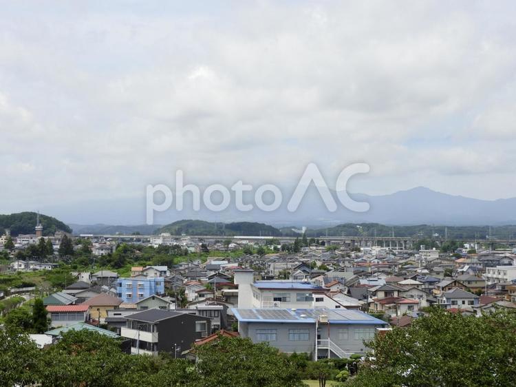 白河市街地と東北新幹線高架橋及び那須連山 白河市,城山公園,那須連山の写真素材