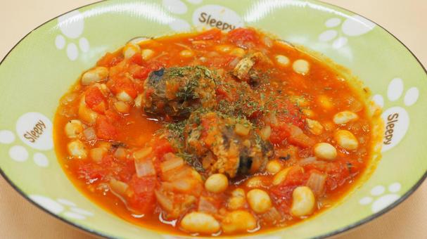 自家製・鯖と大豆のトマトスープ（接写） 鯖と大豆のトマトスープ,自家製,トマトスープの写真素材