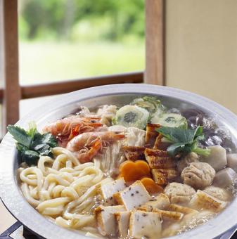 うどんすき うどんすき うどんすき,鍋,店内の写真素材