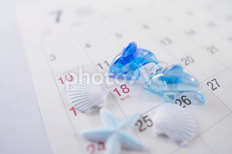 2022年7月18日海の日のカレンダー１ 海の日,祭日,祝日の写真素材