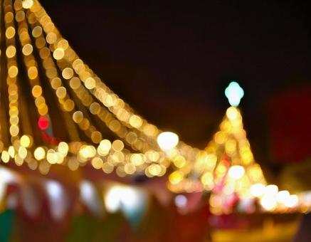 冬のクリスマスツリーのイルミネーション2 冬のクリスマスツリーのイルミネーション2の写真