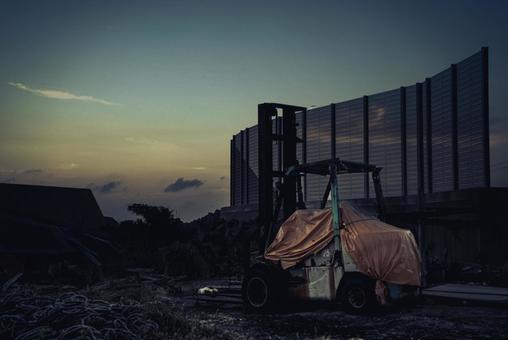 <Material> Abandoned heavy machinery at a dark fishing port at dusk, JPG <Material> Abandoned heavy machinery at a dark fishing port at dusk, JPG
