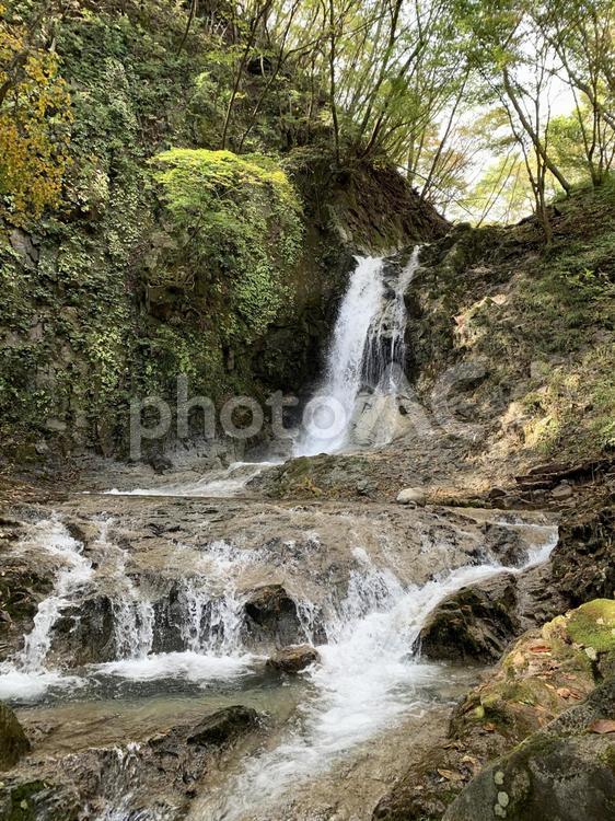 山　散策　滝 トレッキング,山,散策の写真素材