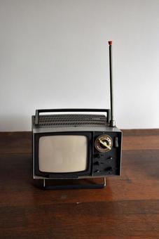 昔のブラウン管式テレビ 昔のブラウン管式テレビ テレビ,ブラウン管,昔のテレビの写真素材