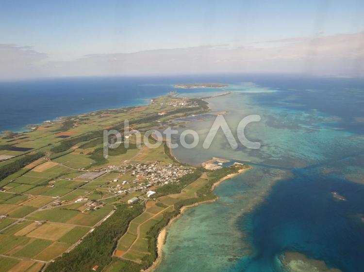 宮古島　機内から 宮古島,上空,航空写真の写真素材