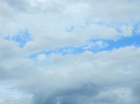【空の写真】秋空 【空の写真】秋空 秋空,空,雲の写真素材