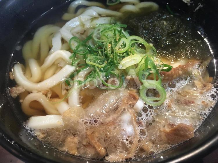 かすうどん　油かす　南河内　大阪名物 かすうどん,油かす,南河内の写真素材