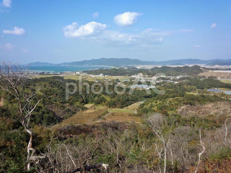 山から望む田園と海 里山,山,海の写真素材