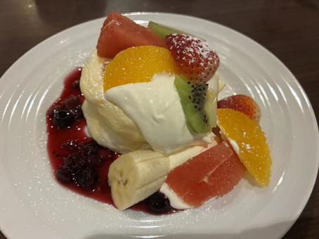 フルーツパンケーキ＠103 フルーツパンケーキ,パンケーキ,デザートの写真素材