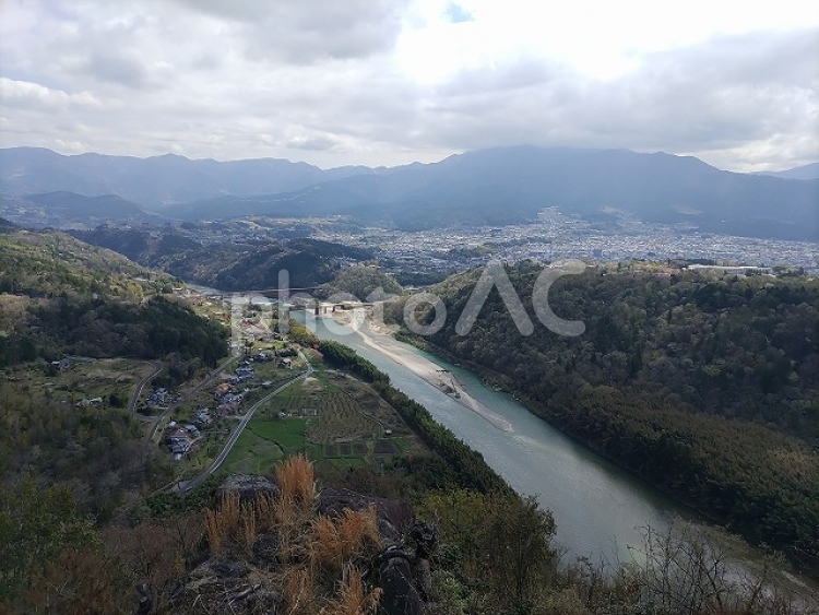 苗木城跡から見る木曽川 春,4月,屋外での写真素材