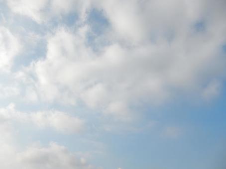 【空の写真】秋空 【空の写真】秋空 秋空,空,雲の写真素材