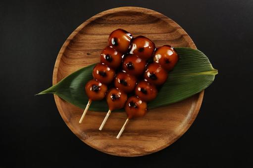 みたらし団子の和スイーツ みたらし団子の和スイーツ みたらし団子,和菓子,スイーツの写真素材
