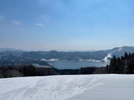 青木湖と白馬の雪山風景 青木湖と白馬の雪山風景 雪山,湖,青木湖の写真素材