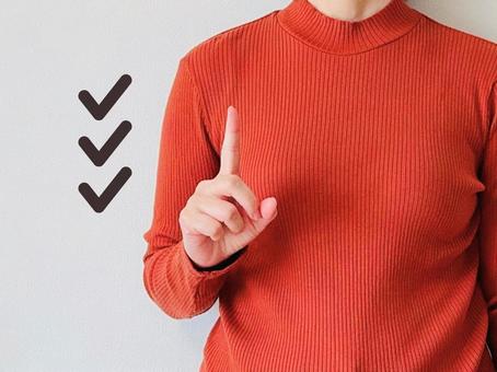 チェックリストと女性 チェックリスト,女性,人差し指の写真素材