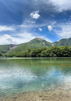 上高地 自然 川 河川 晴天 上高地 自然 川 河川 晴天 大正池,上高地,晴天の写真素材