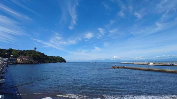江ノ島と河口 江ノ島と河口の写真