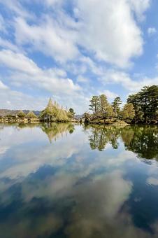 石川県金沢市:春の兼六園 石川県金沢市:春の兼六園の写真