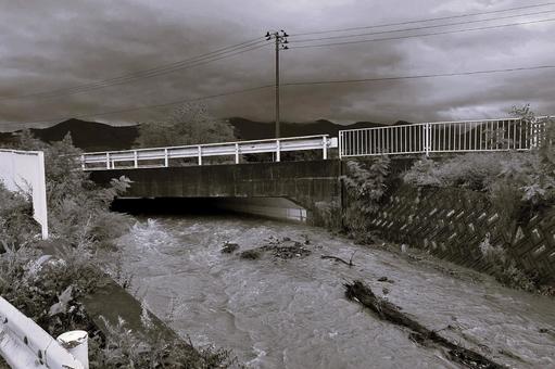 2025年9月の里山7 用水路,地下,水路の写真素材