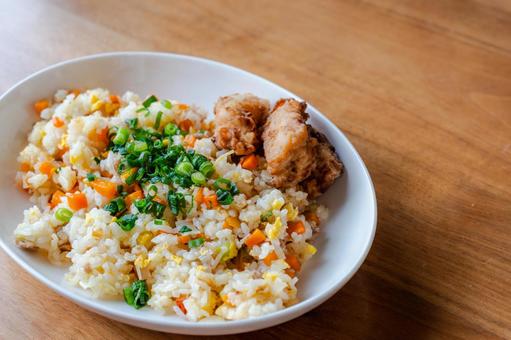 Fried rice and fried chicken lunch, JPG