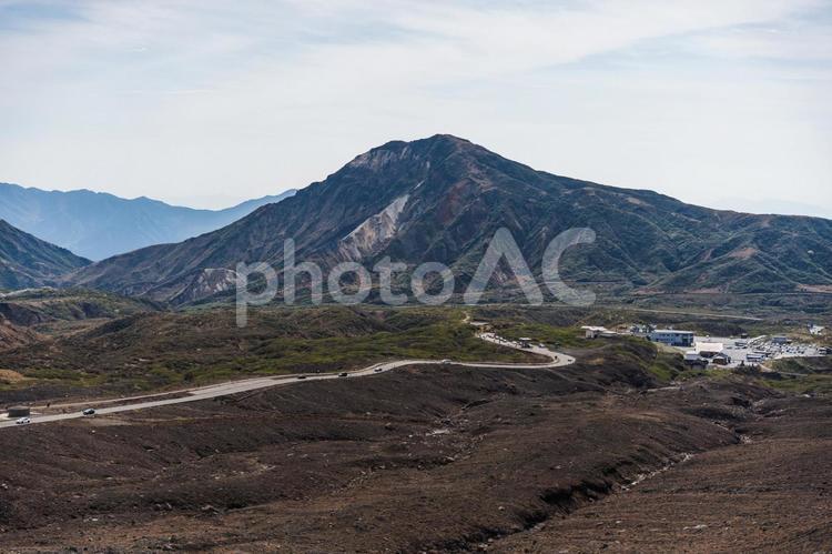 阿蘇山・火星のような火口周辺の風景 阿蘇山,熊本,火山の写真素材