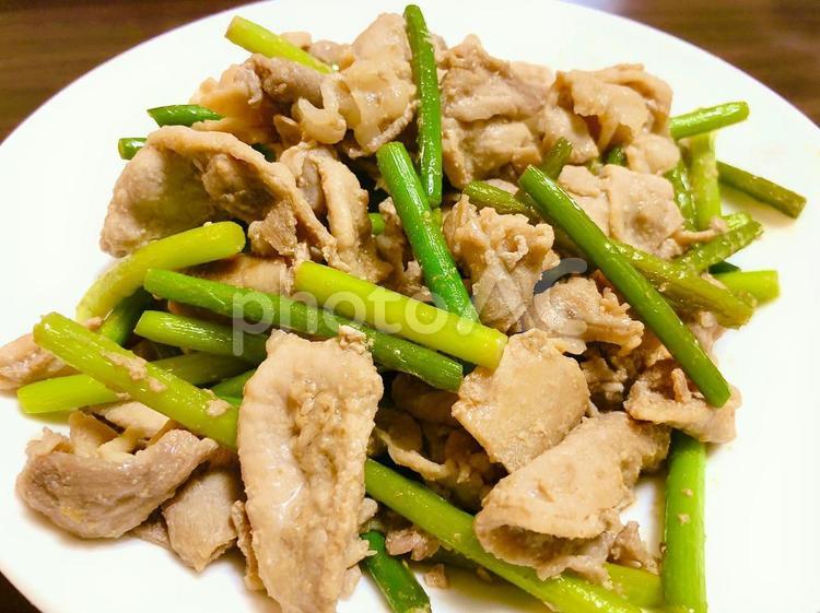 豚肉とにんにくの芽の炒め物 炒め物,スタミナ,豚肉の写真素材