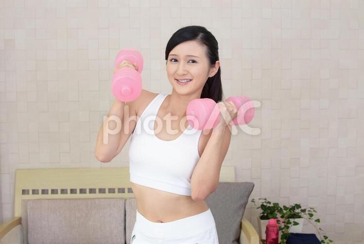 エクササイズをする女性 女性,女,運動の写真素材