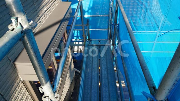 建設現場の足場 鉄板,足場,鉄のの写真素材