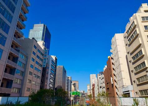 都心のスカイラインと首都高とブルースカイ 青空,空,ブルースカイの写真素材