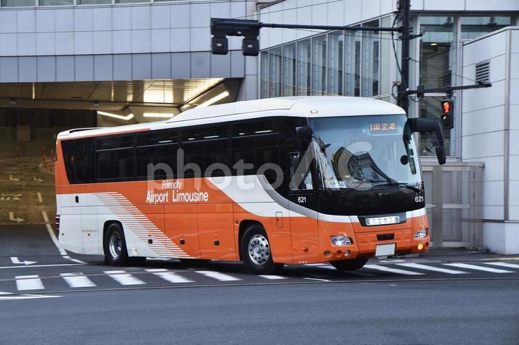 いすゞ　ガーラ　バスタ新宿　東京空港 大型バス,夜行バス,高速バスの写真素材