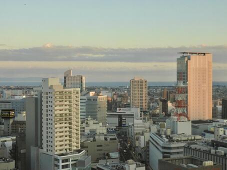 静岡市中心市街地と駿河湾 静岡市,葵タワー,大都市の写真素材