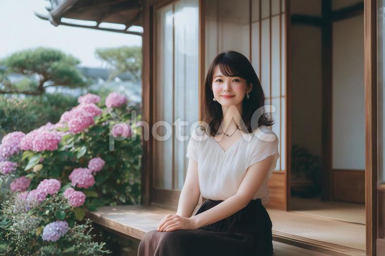 アジサイと古民家と女性 紫陽花,アジサイ,女性の写真素材