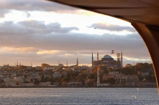 夕暮れのモスク トルコ,モスク,アヤソフィアの写真素材