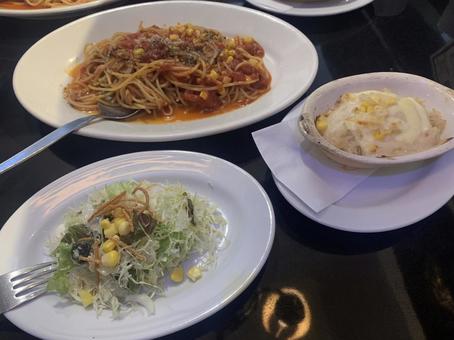 パスタ＠サラダ＠ドリア100 パスタ,サラダ,ドリアの写真素材