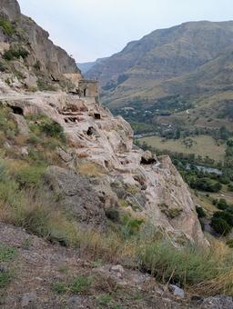 ヴァルジア洞窟住居群 ヴァルジア,洞窟住居,修道院の写真素材