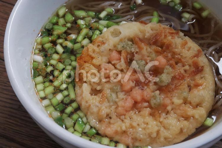 かき揚げそば　手作り かき揚げそば,そば,麺類の写真素材