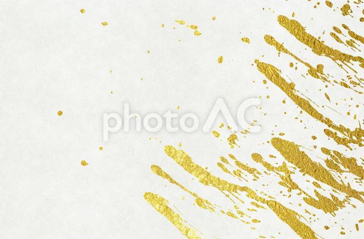 白色の和紙に金色のしぶきの模様の背景画像 背景,和風,和の写真素材