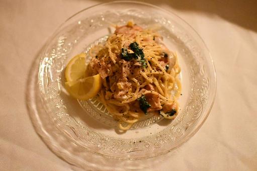夏もさっぱりクリームパスタ 夏もさっぱりクリームパスタ クリームパスタ,パスタ,スパゲッティの写真素材