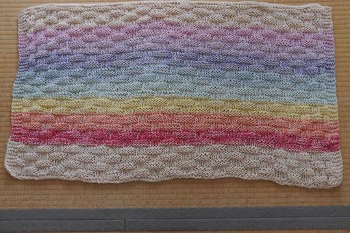 手編みのブランケットの写真